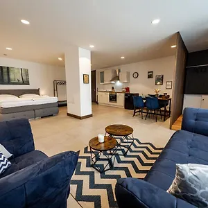 Servus-apartments Direkt In Der Nah Am Wasser Netflix Passau