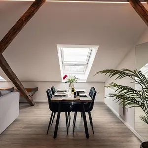 Crest - Riverside Lofts Mit Parken I Balkon I Kueche I Regendusche Appartement