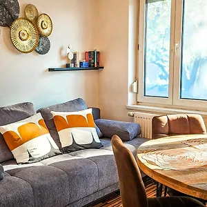 A - Parken, Stilvoll, Modern & Cozy Im Zentrum Von Appartement